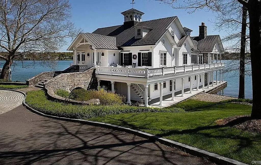 Skaneateles, New York: A Lakeside Dream In The Finger Lakes Region.